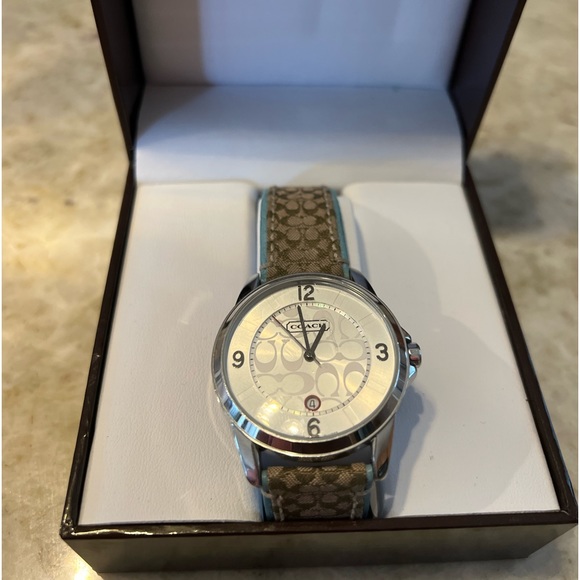 Coach ladies watch. New battery - Picture 1 of 7